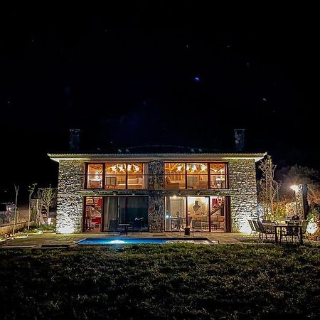 Modern Stone Villas With Swimming Pool Aliveri Exterior foto